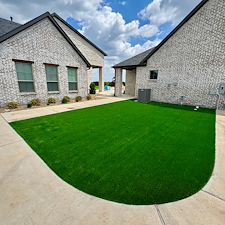Driveway-Divider-Turf-Installation-in-Celina-Texas 0
